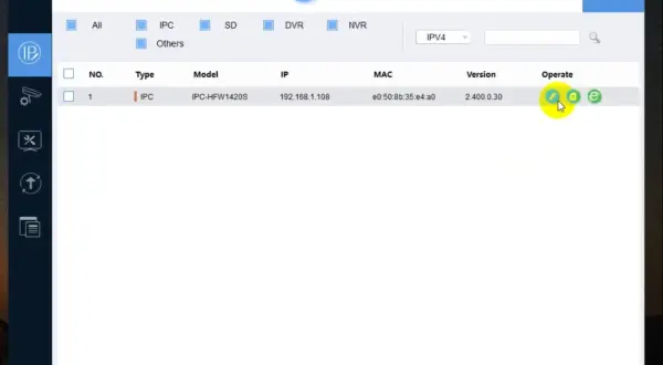 Lista urządzeń znalezionych przez dmss. Widoczna kamera IPC-HFW1420S z IP 192.168.1.108.
